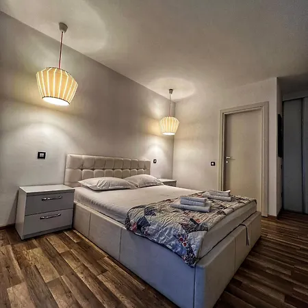 Amazing Park Residences 5 Apartment